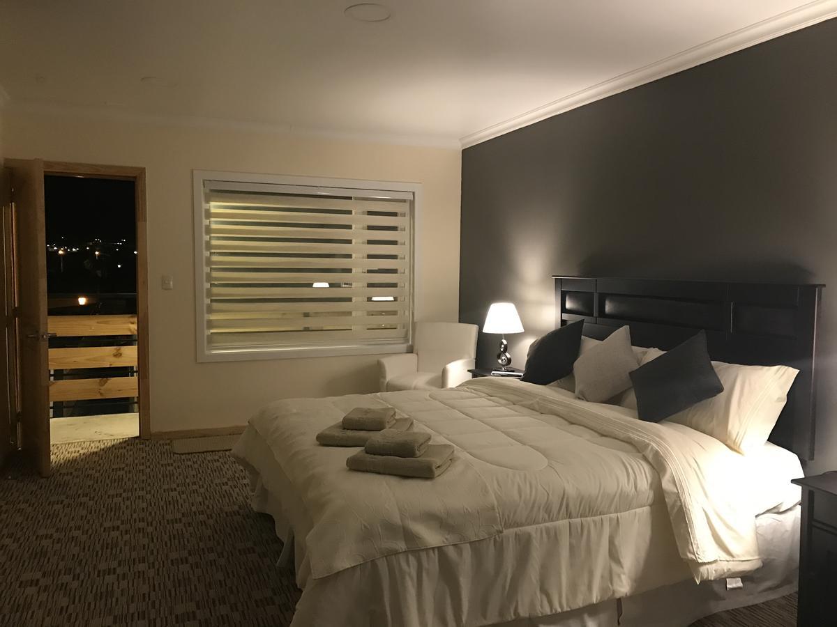 Sheuen Patagonia Hostel Puerto Natales Ngoại thất bức ảnh